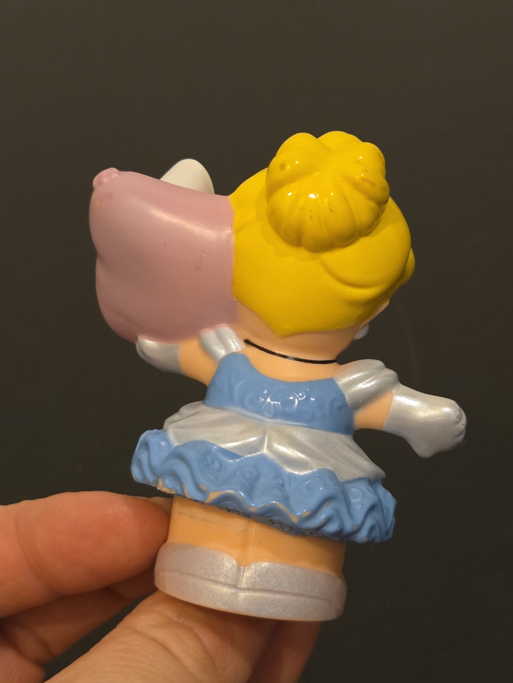 Little People Cinderella Disney Princess Holding Glass Slipper - Picture 3 of 5